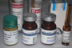 化學(xué)試劑 科學(xué)探索與工業(yè)應(yīng)用的基石